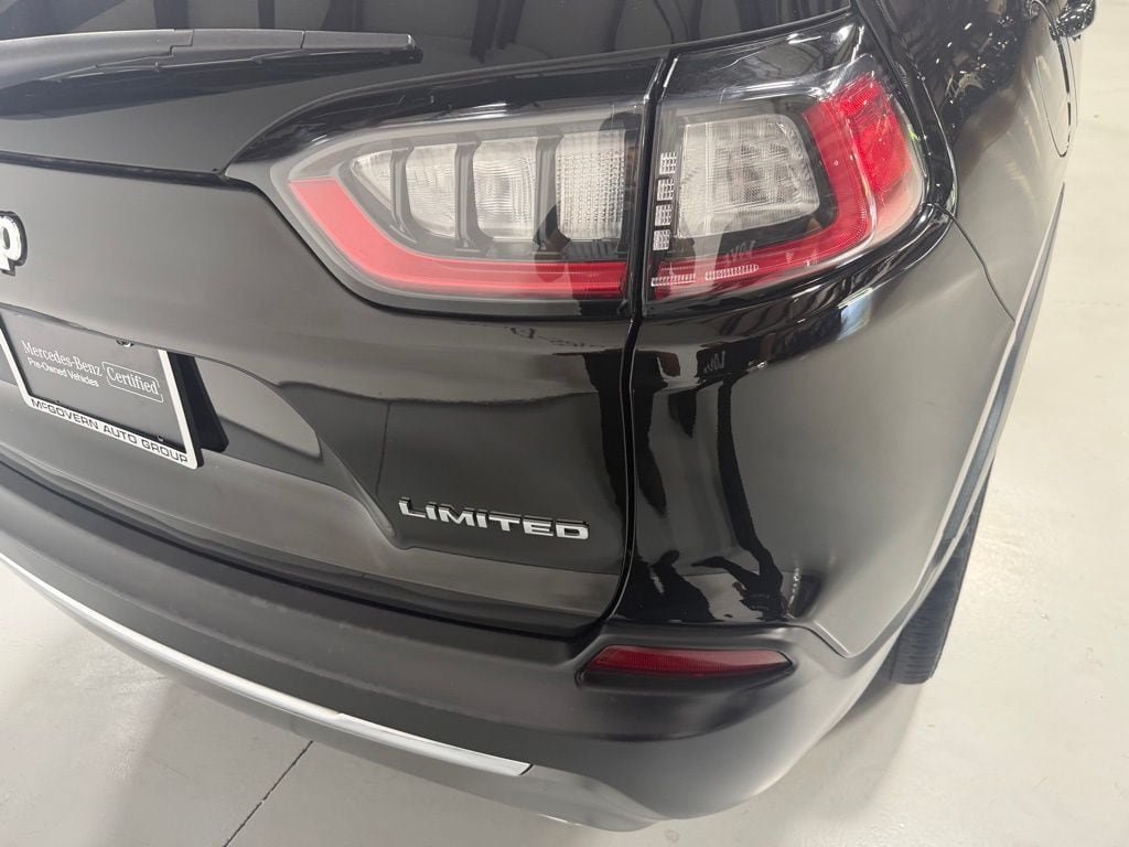 Used 2022 Jeep Cherokee Limited w/ Elite Package AWD/4WD image 14