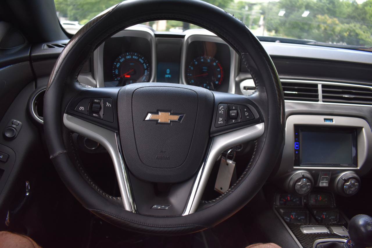 Used 2012 Chevrolet Camaro SS RWD image 26
