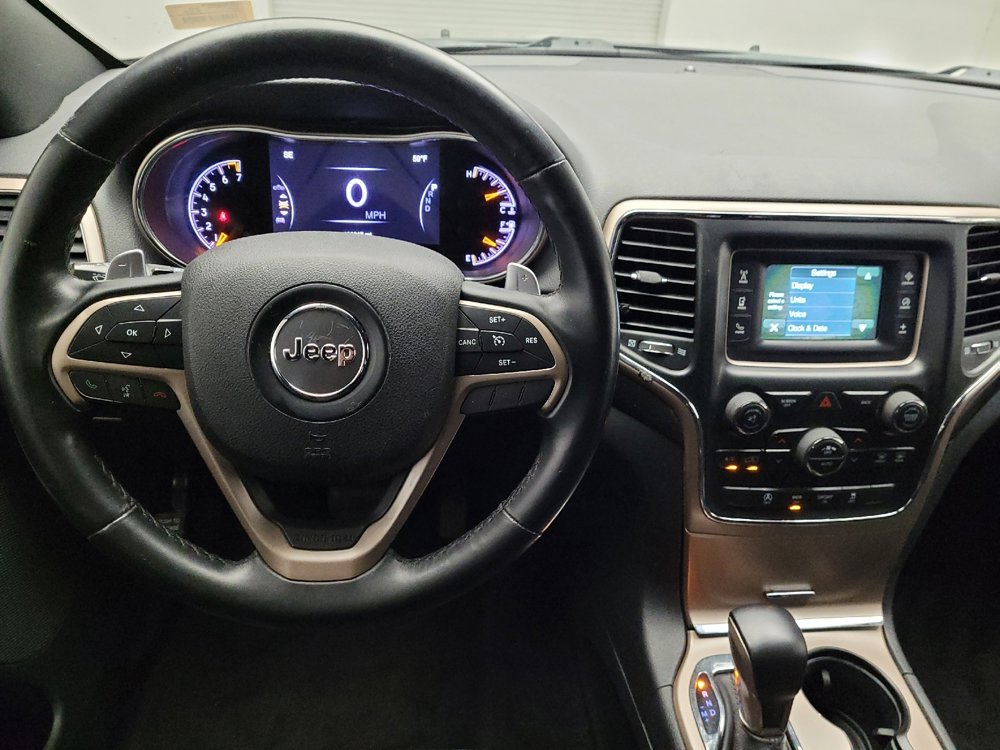 Used 2016 Jeep Grand Cherokee Laredo RWD image 22