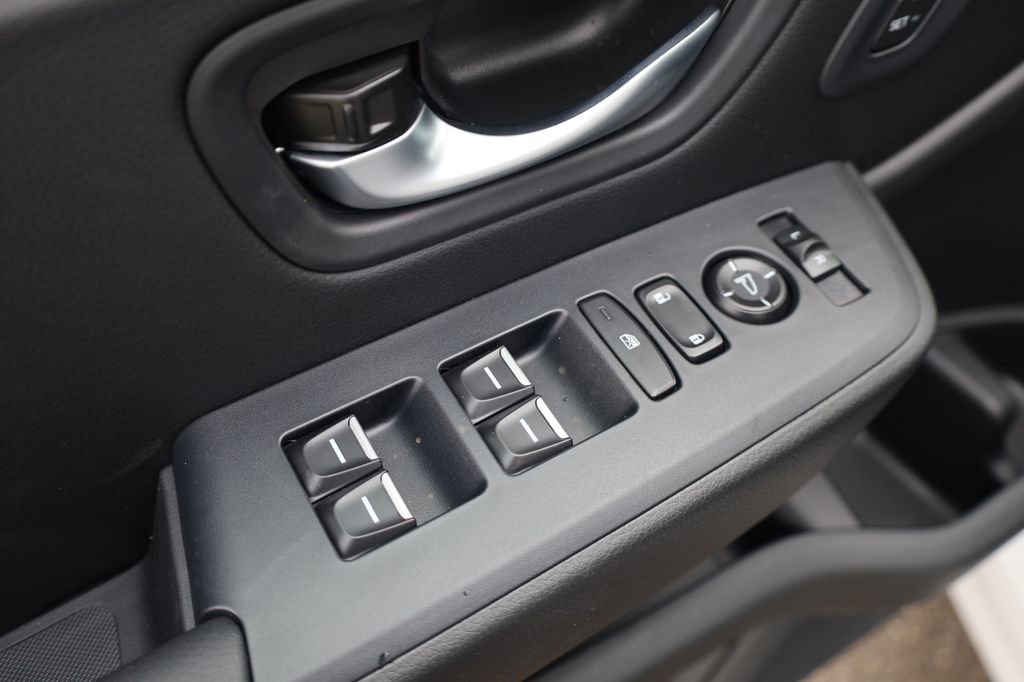 New 2025 Honda Pilot Touring image 11