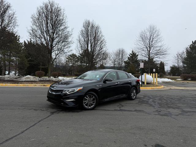 Used 2020 Kia Optima LX FWD image 1