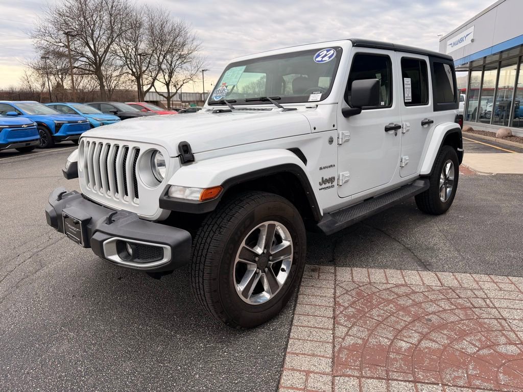 Used 2022 Jeep Wrangler Unlimited Sahara image 3