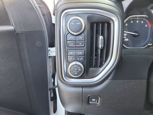 Certified 2021 GMC Sierra 1500 AT4 w/ AT4 Premium Package AWD/4WD image 21