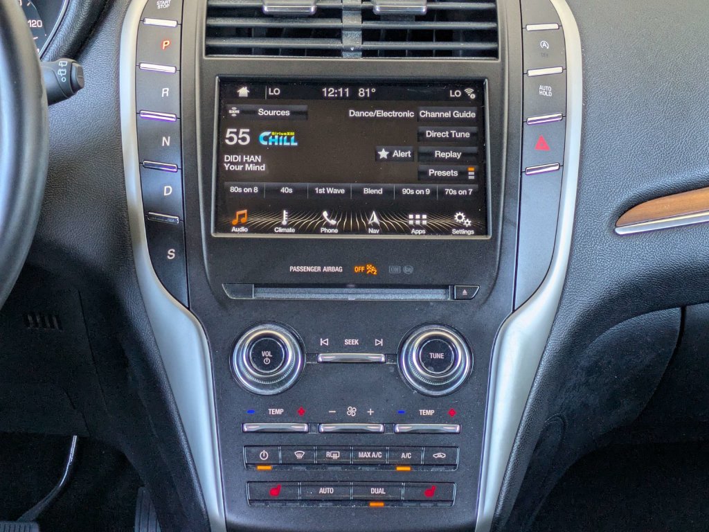 Used 2018 Lincoln MKC Select w/ Select Plus Package FWD image 19