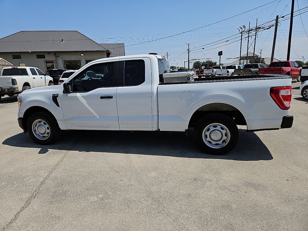 Used 2022 Ford F150 XL w/ Equipment Group 101A High RWD image 3