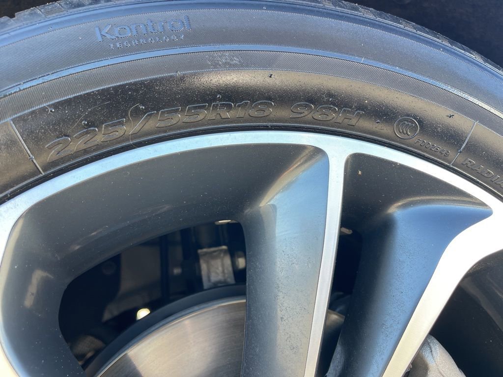 Used 2023 Buick Encore GX Select image 30