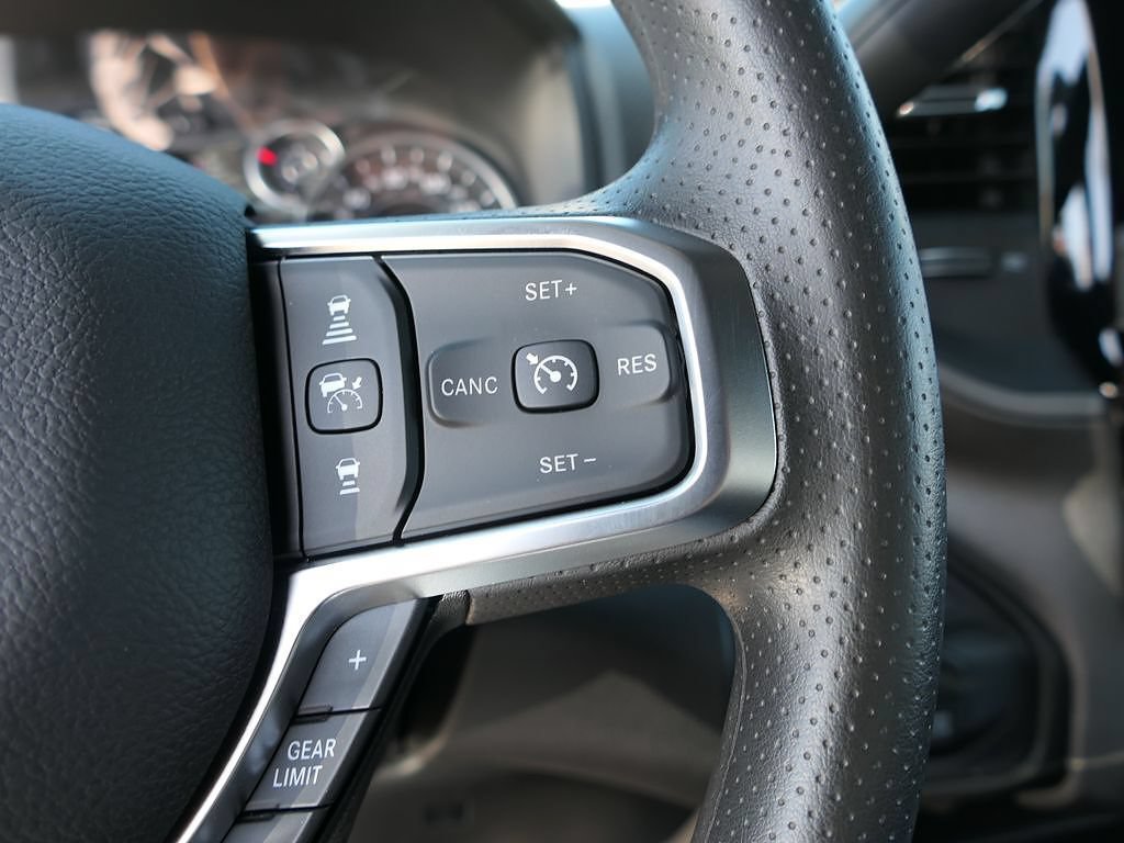 New 2026 RAM 5500 Tradesman w/ Chrome Appearance Group AWD/4WD image 15