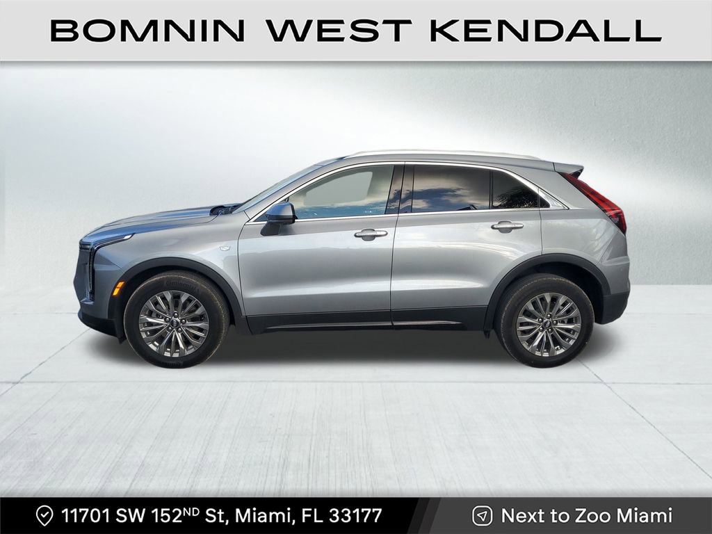 Used 2025 Cadillac XT4 Premium Luxury image 4