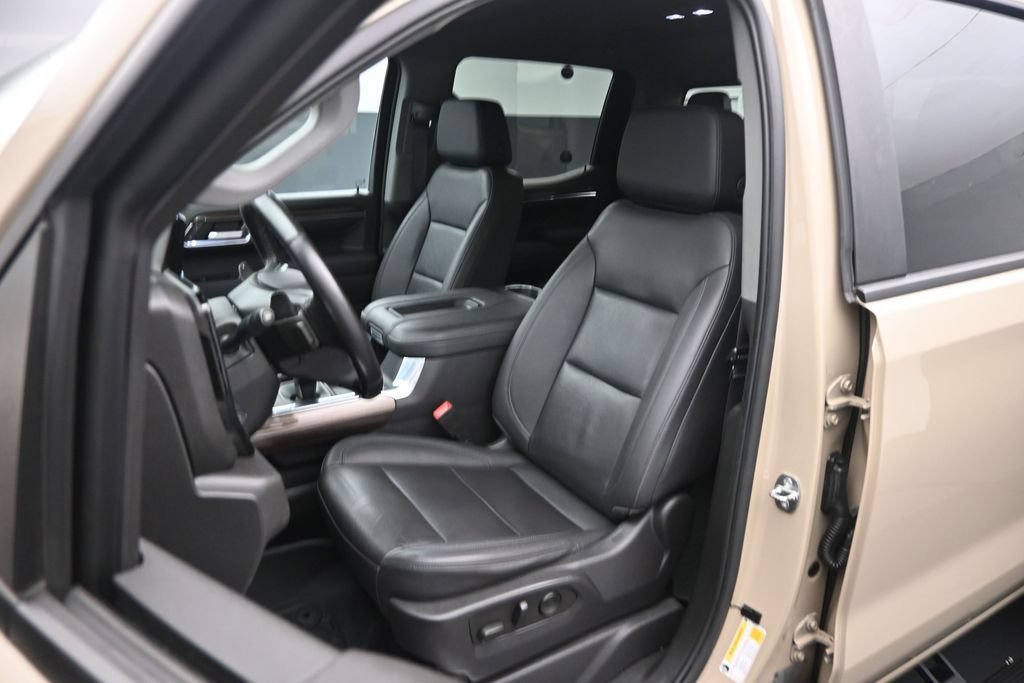 Used 2022 Chevrolet Silverado 1500 LT Trail Boss w/ Convenience Package II AWD/4WD image 8