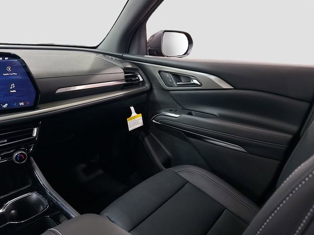 New 2026 Chevrolet Traverse LT w/ LPO, Floor Liner Package image 25