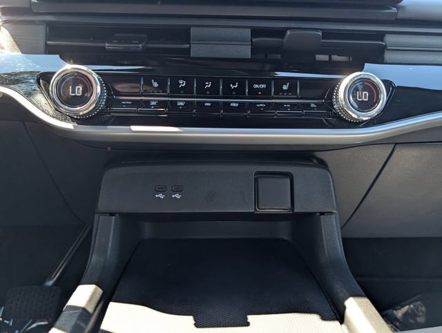 Used 2025 Honda Prologue Touring image 23
