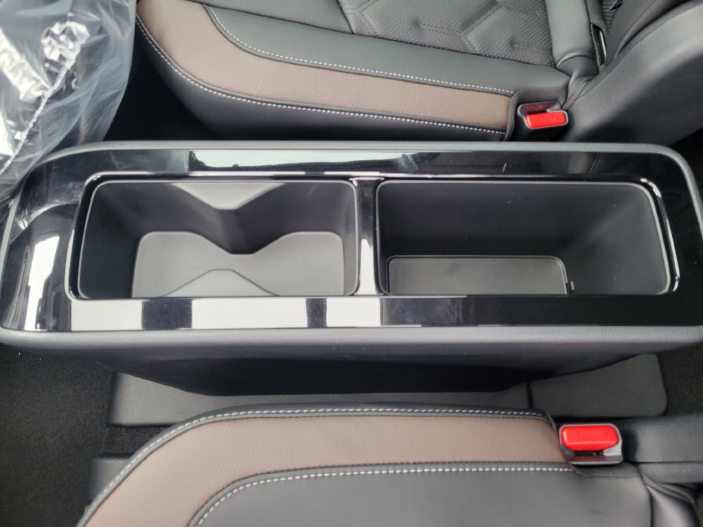 New 2026 Nissan Pathfinder Platinum AWD/4WD image 36