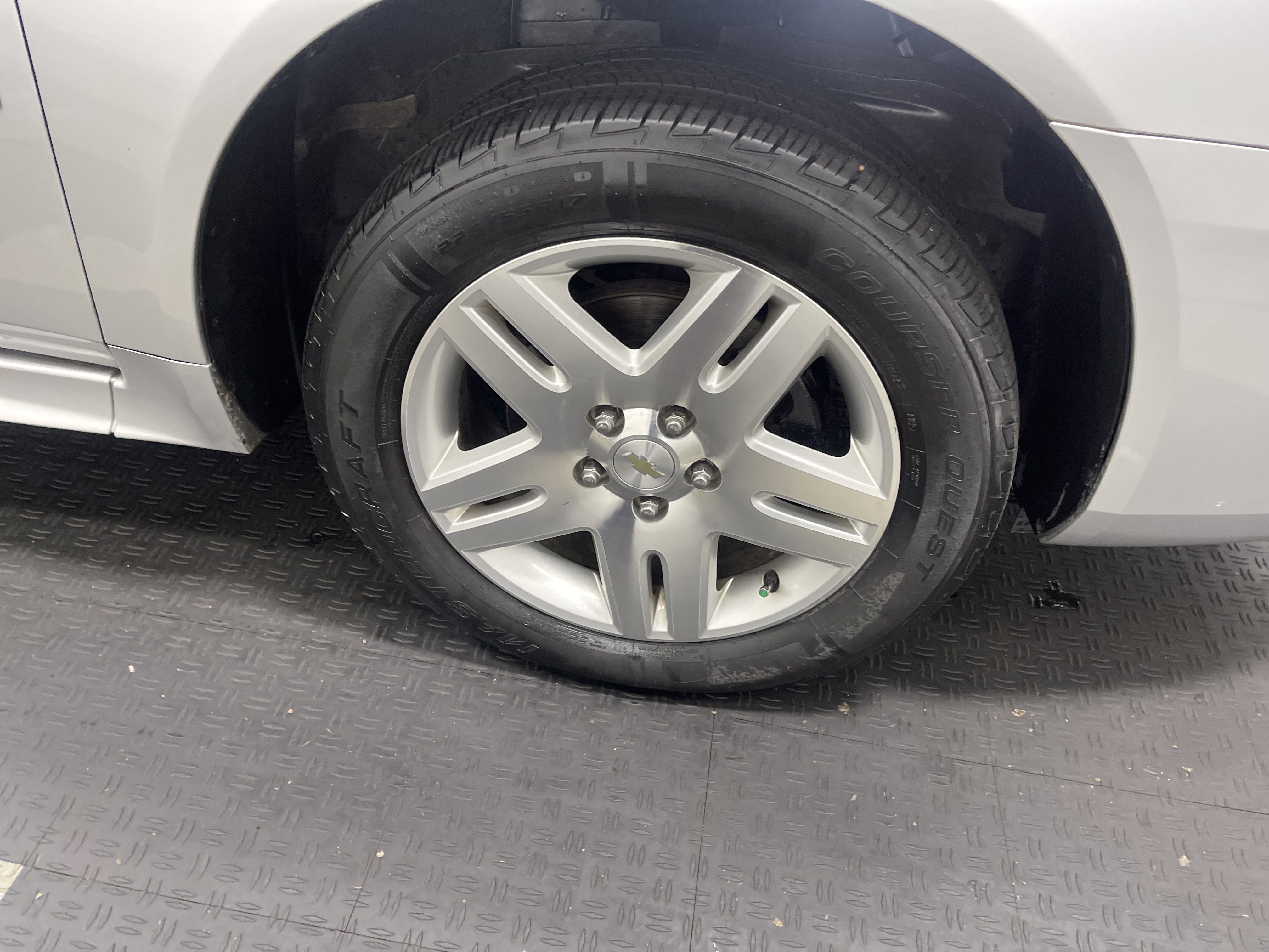 Used 2013 Chevrolet Impala LT w/ LT Sunroof Package FWD image 27