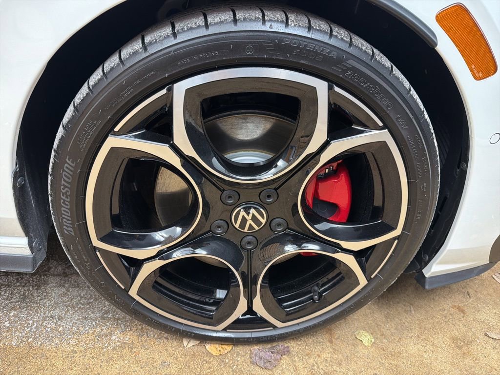 Used 2025 Volkswagen GTI Autobahn image 32