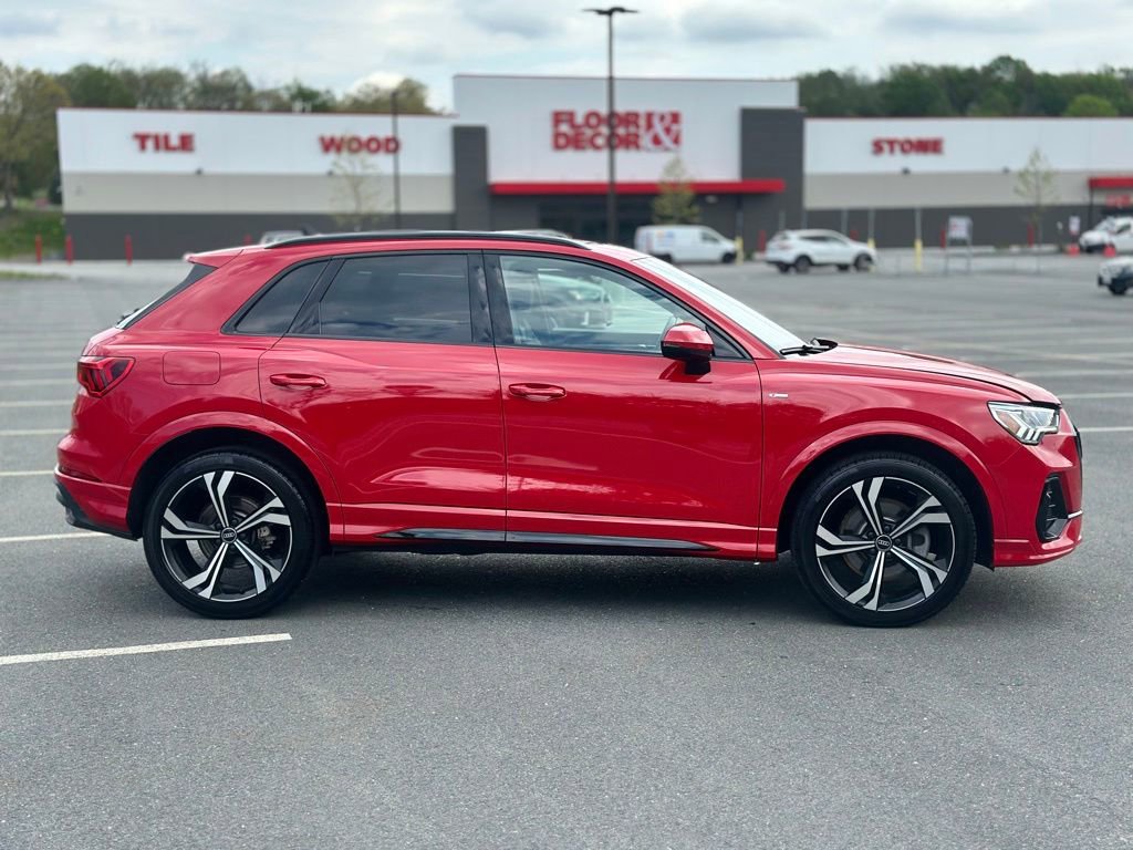 Used 2023 Audi Q3 2.0T Premium Plus w/ Premium Plus Package AWD/4WD image 8