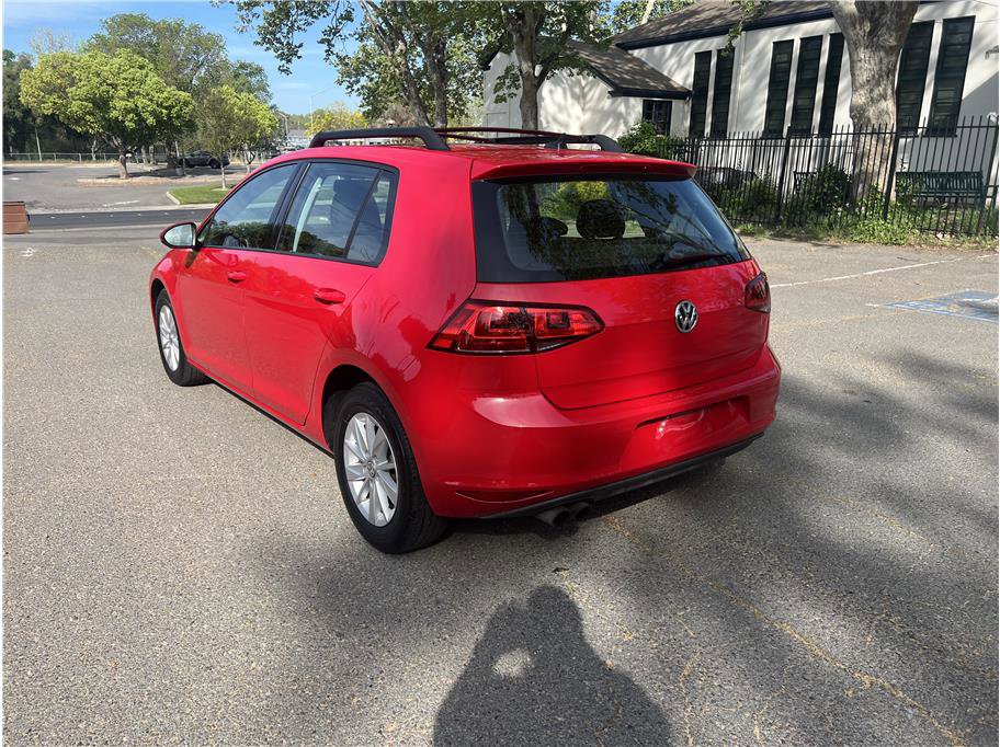 Used 2016 Volkswagen Golf S FWD image 5