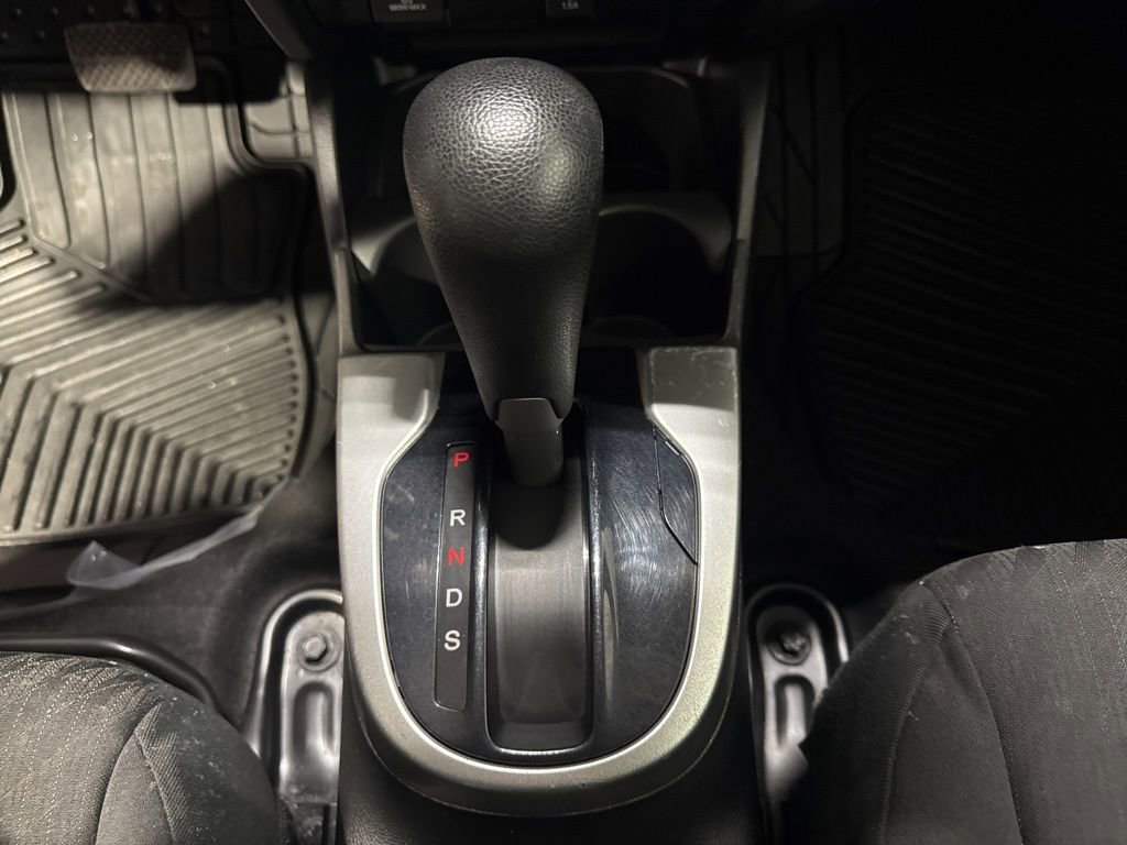 Used 2020 Honda Fit EX image 25