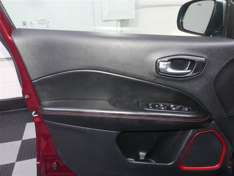 Used 2021 Jeep Compass Trailhawk AWD/4WD image 17