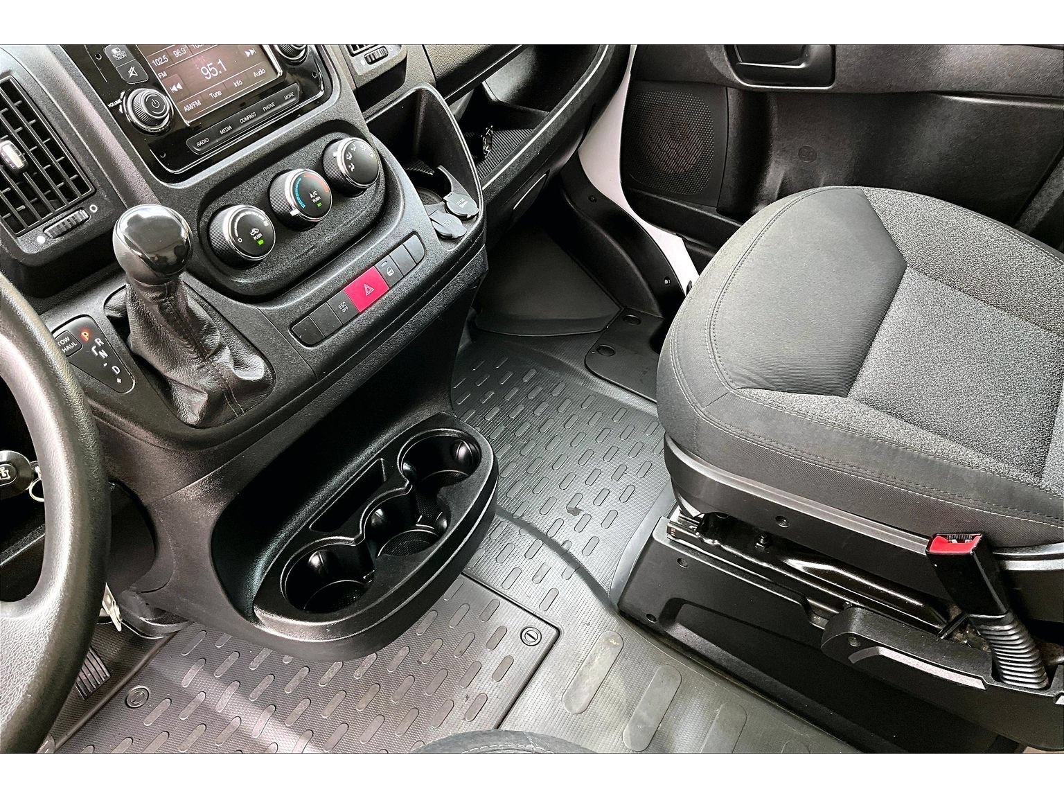 Used 2019 RAM ProMaster 1500 FWD image 24
