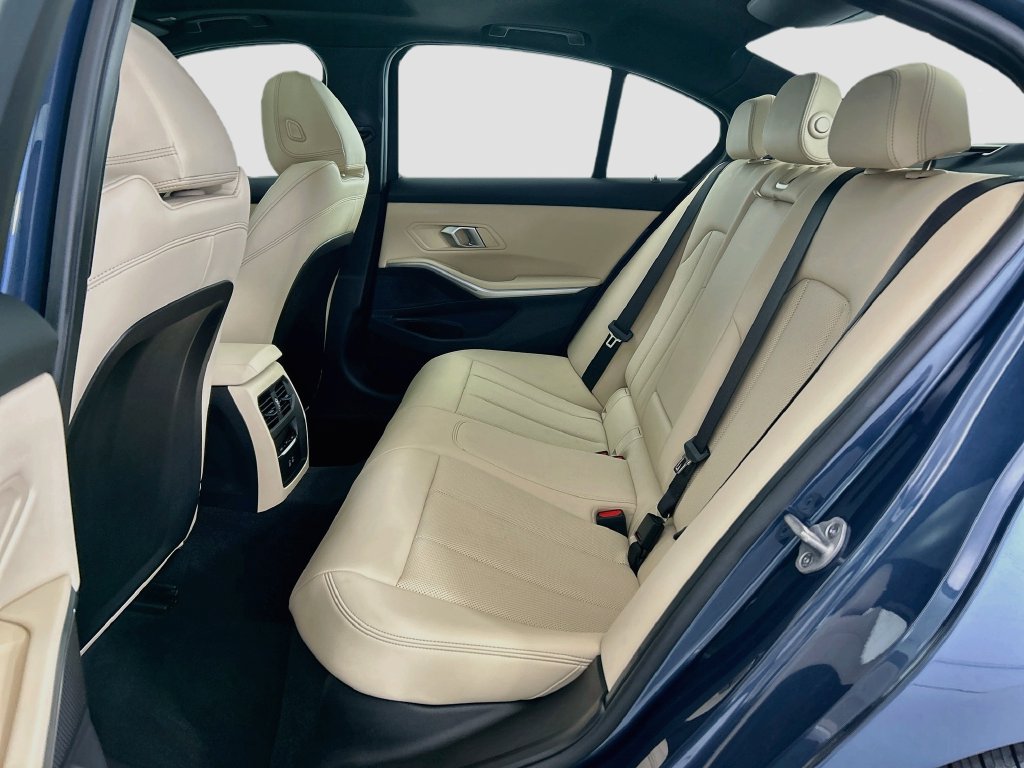 Certified 2026 BMW 330i Sedan w/ M Sport Package RWD image 20
