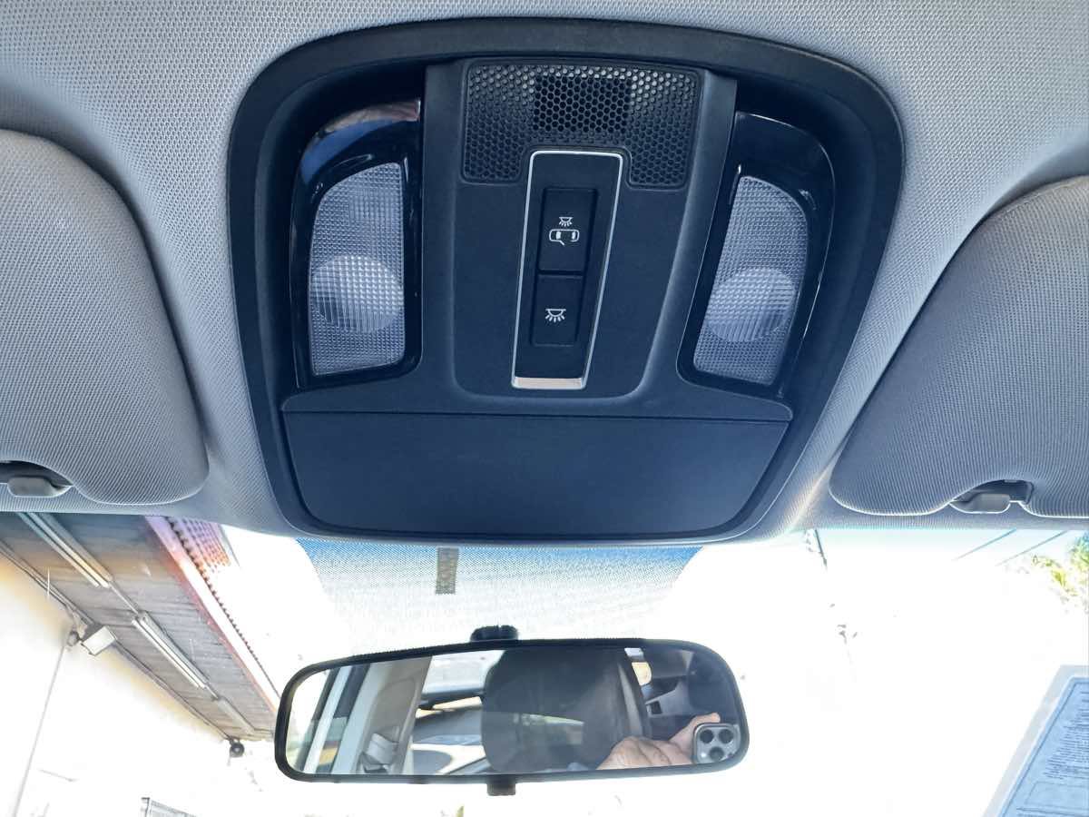 Used 2016 Kia Sorento AWD image 54
