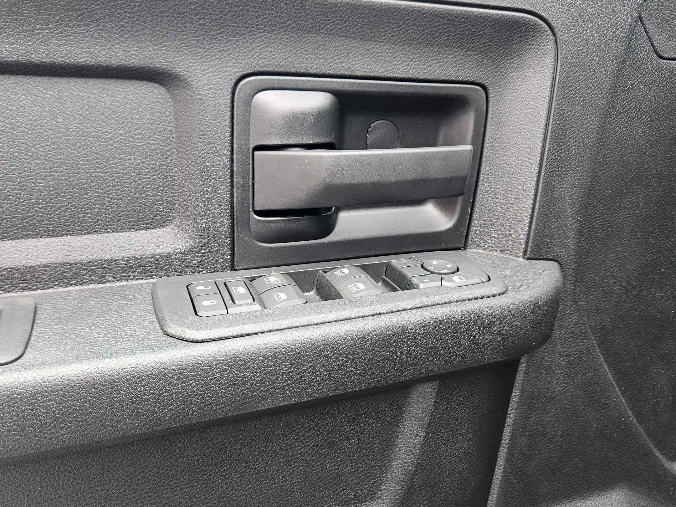 New 2026 RAM 3500 Tradesman AWD/4WD image 16