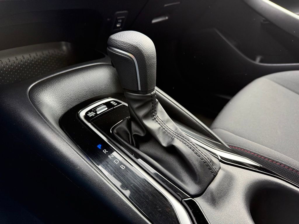 Used 2023 Toyota Corolla SE w/ Carpet Mat Package (TMS) FWD image 20