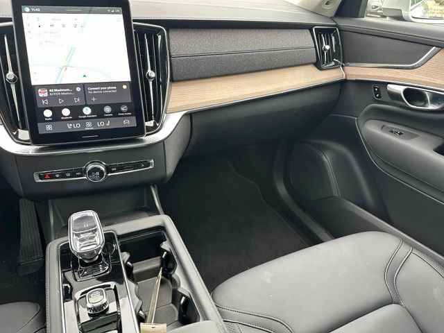 Used 2025 Volvo XC90 B6 Plus AWD/4WD image 41