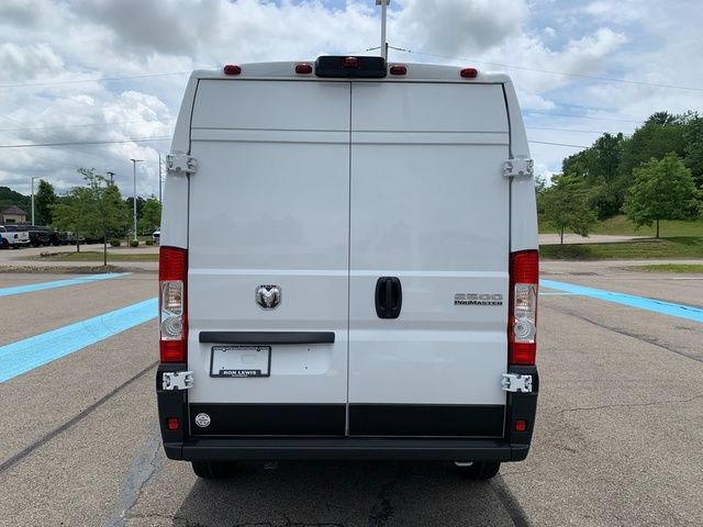 New 2026 RAM ProMaster 2500 w/ Convenience Group FWD image 4
