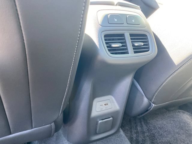 Certified 2025 Buick Envision Avenir AWD/4WD image 22