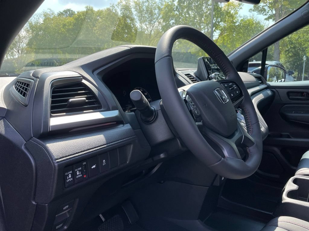 New 2026 Honda Odyssey Sport-L image 27