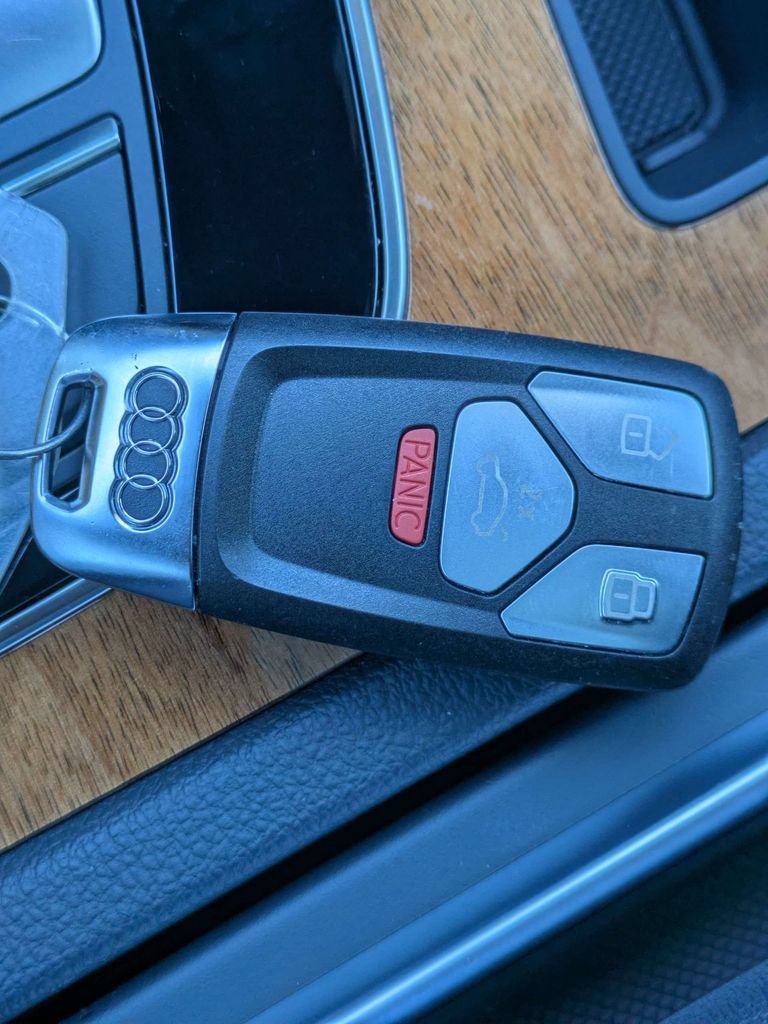 Used 2022 Audi Q5 2.0T Premium Plus AWD/4WD image 28