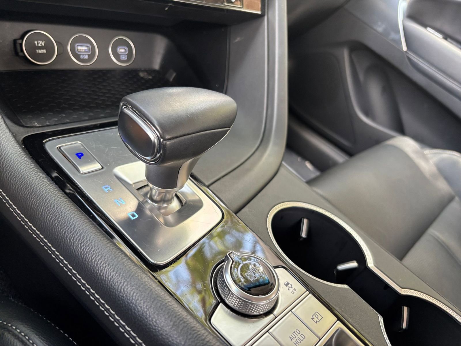Used 2025 Genesis G70 2.5T AWD/4WD image 43