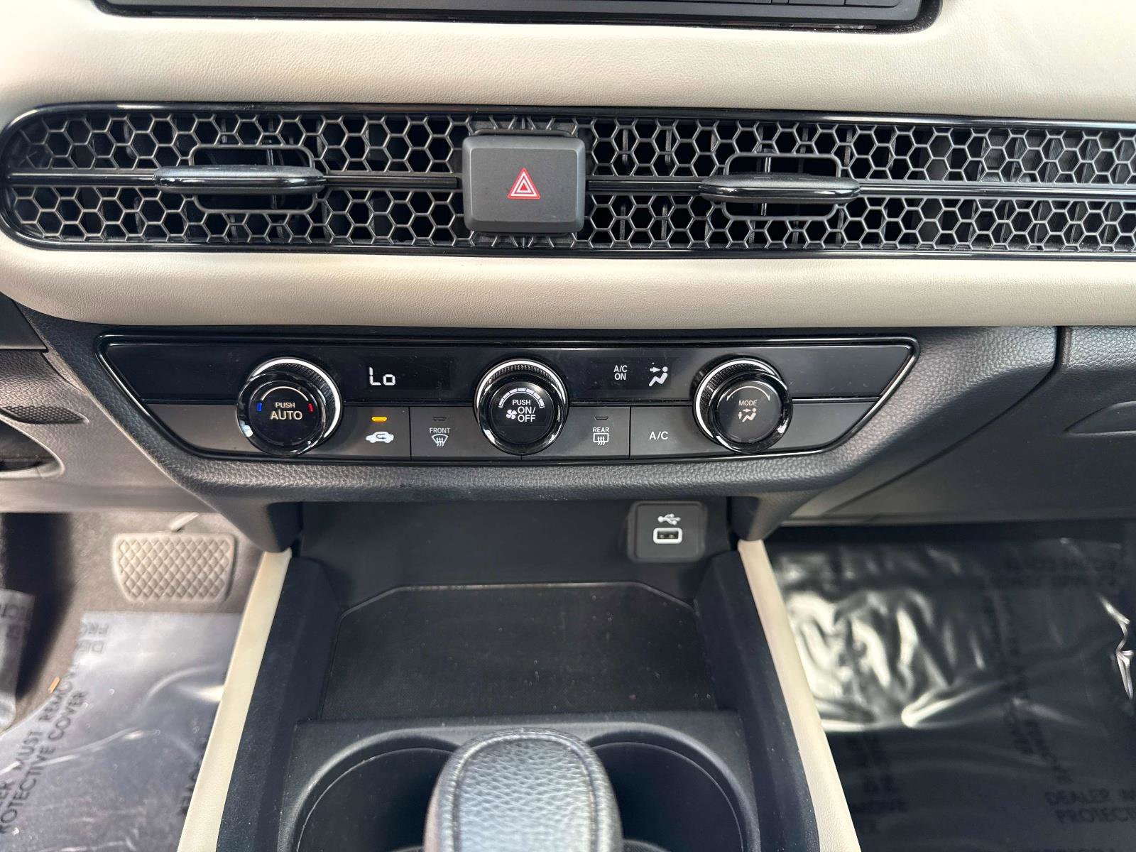 Certified 2023 Honda HR-V LX image 24