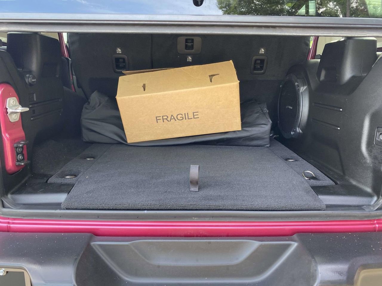 Used 2022 Jeep Wrangler Unlimited Sahara w/ LED Lighting Group image 8