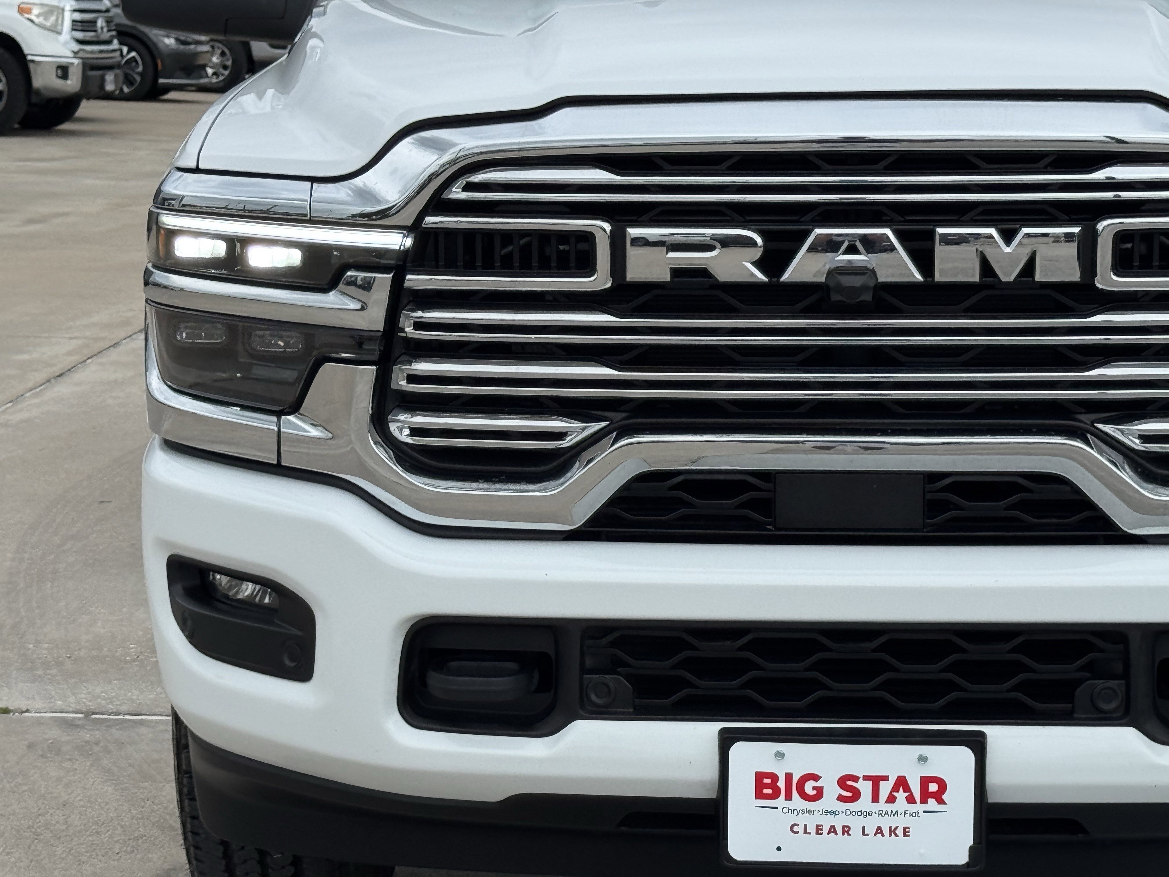 Used 2026 RAM 2500 Laramie AWD/4WD image 6