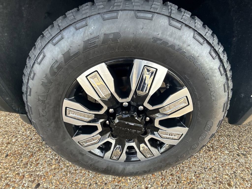 Certified 2024 GMC Sierra 2500 Denali w/ Denali Reserve Package image 33