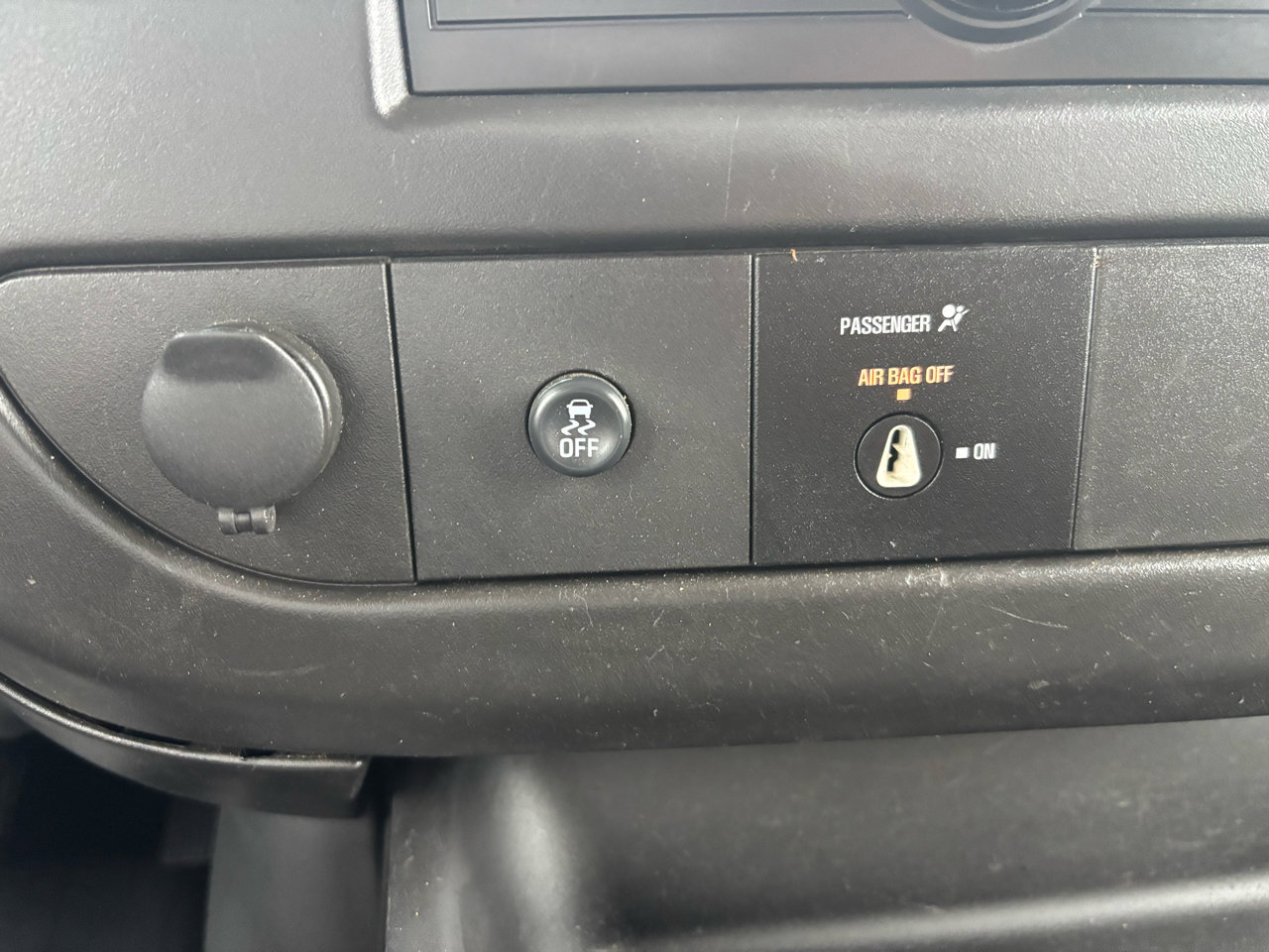 Used 2013 Chevrolet Express 2500 Extended image 21