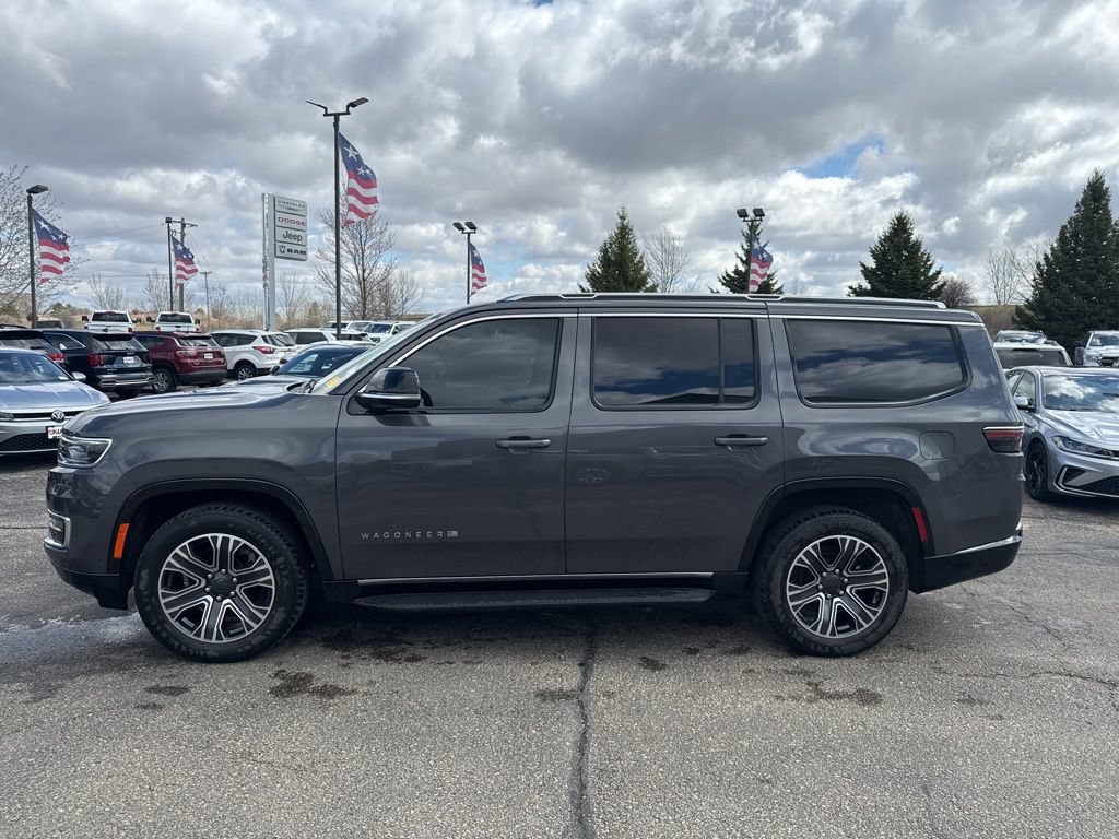 Used 2023 Jeep Wagoneer Series II w/ Flexible Seating Group AWD/4WD image 9