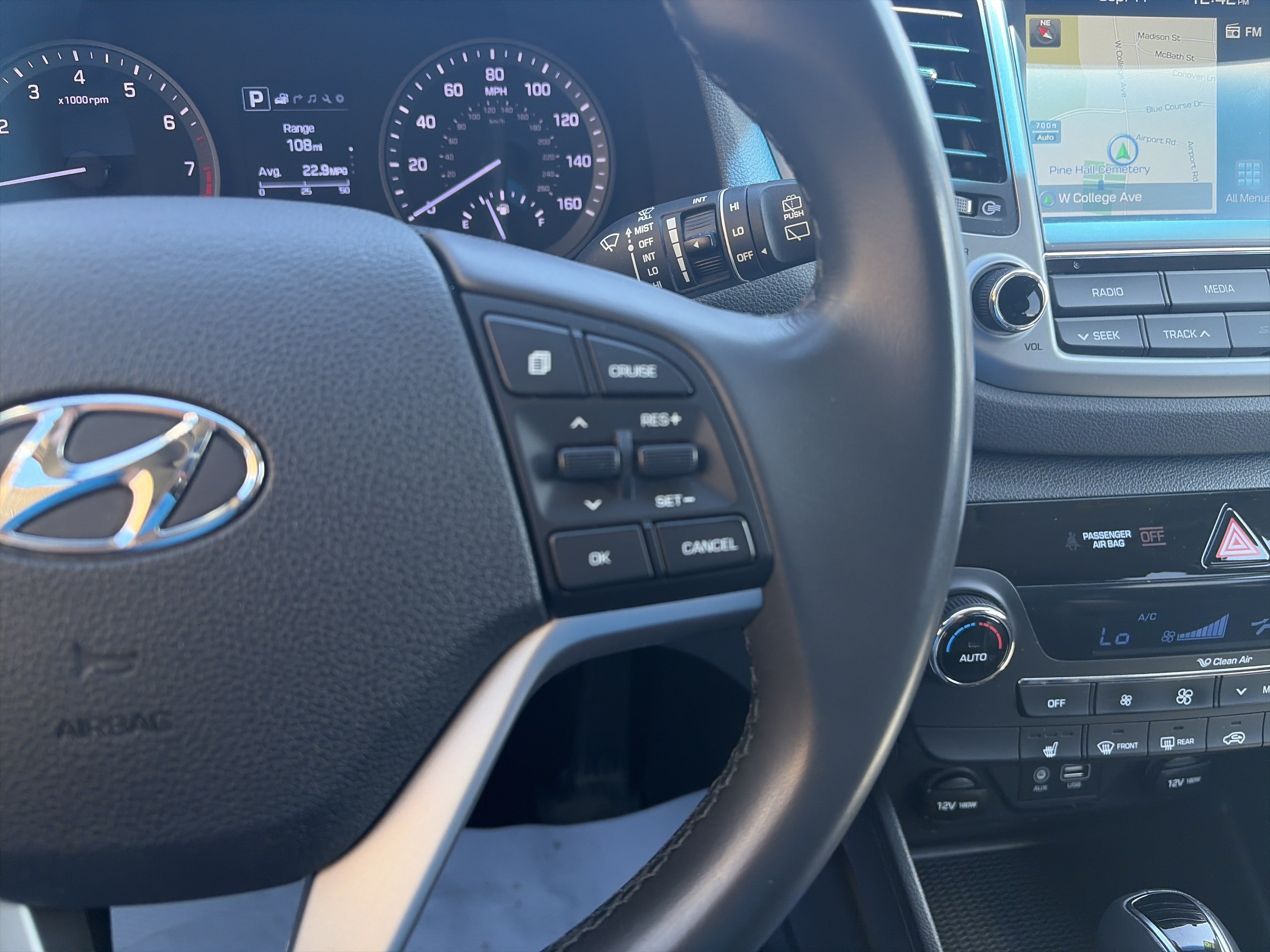 Used 2018 Hyundai Tucson SEL Plus AWD/4WD image 19