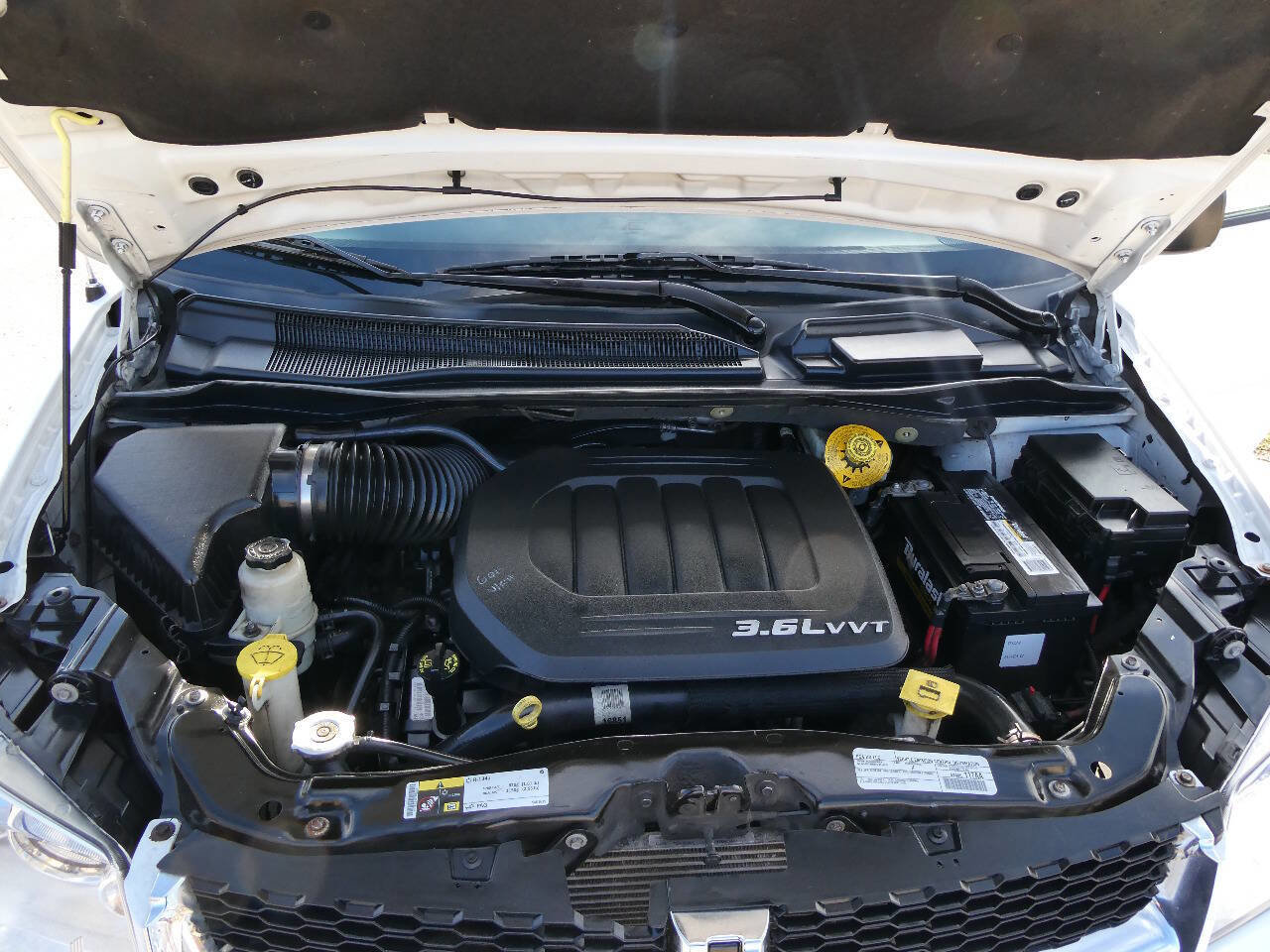 Used 2015 Dodge Grand Caravan SE w/ Quick Order Package 29E SE image 32