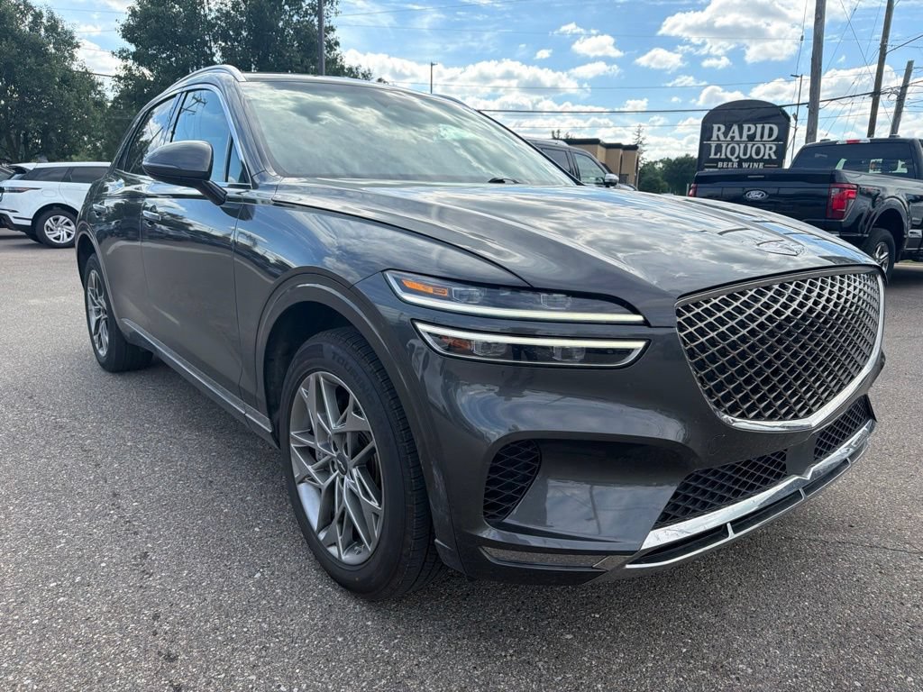 Used 2025 Genesis GV70 2.5T AWD/4WD image 4