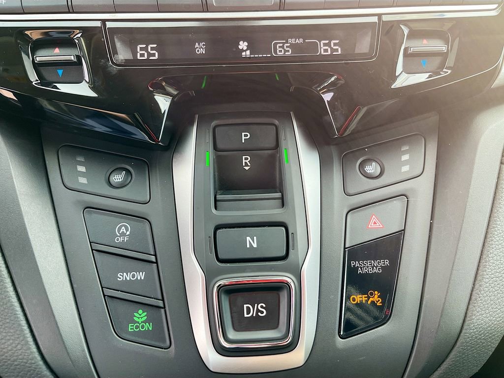 Used 2025 Honda Odyssey EX-L image 17