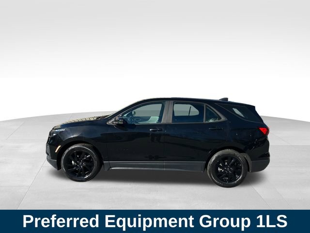Used 2023 Chevrolet Equinox LS w/ Midnight Edition image 2