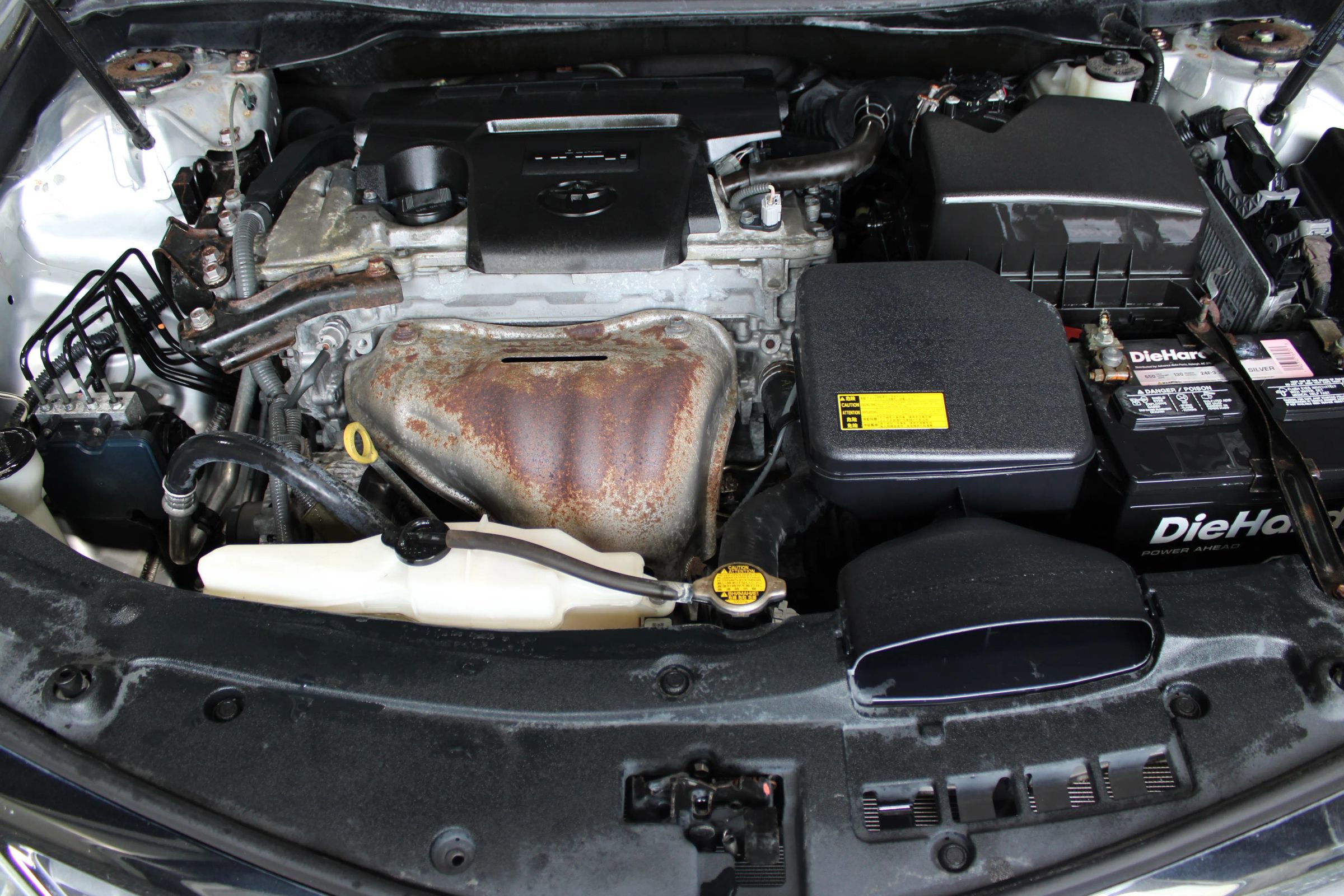 Used 2012 Toyota Camry L FWD image 27