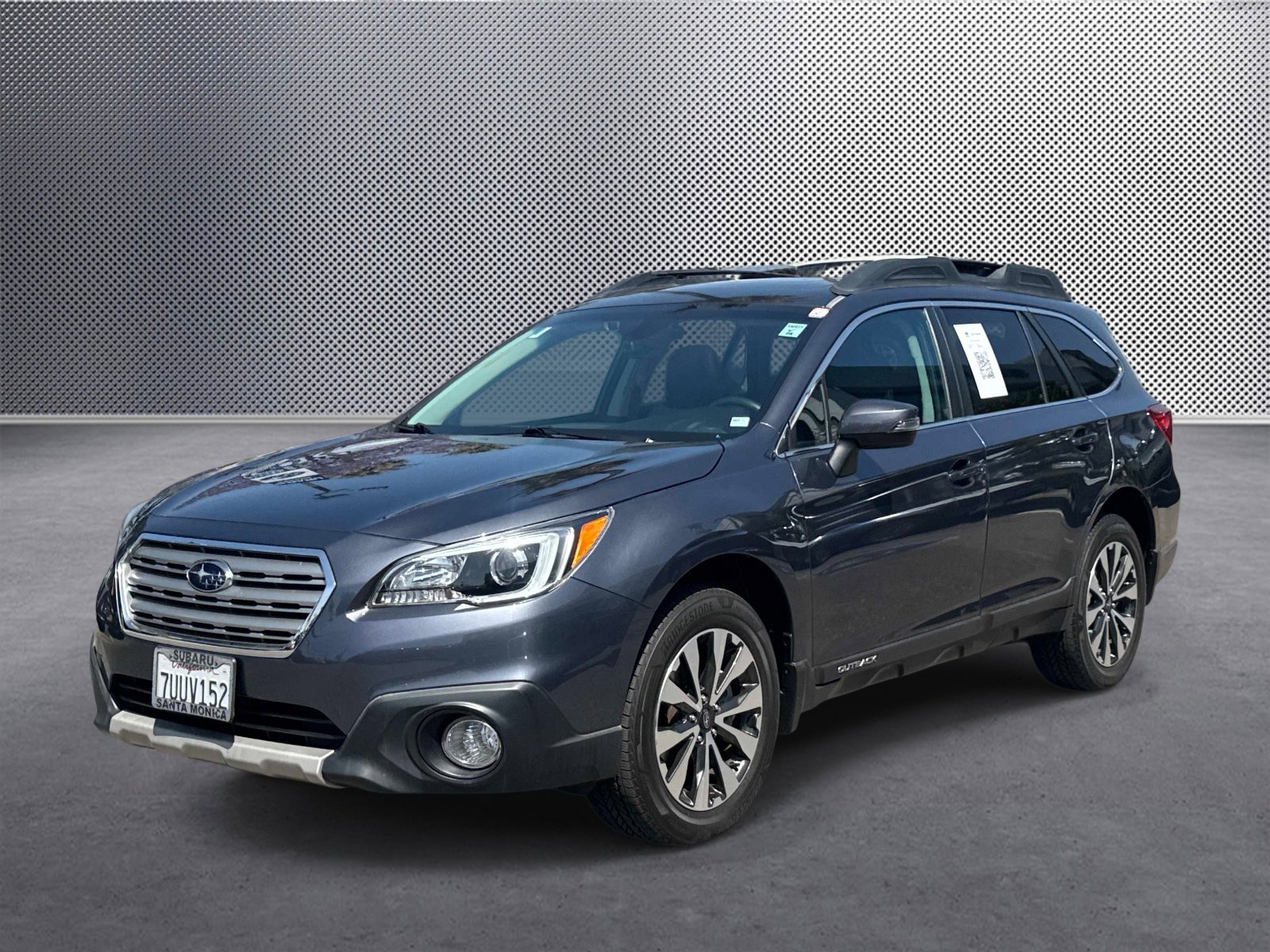 Used 2017 Subaru Outback 2.5i Limited AWD/4WD image 1