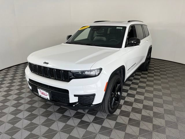 Used 2023 Jeep Grand Cherokee L Laredo AWD/4WD image 3