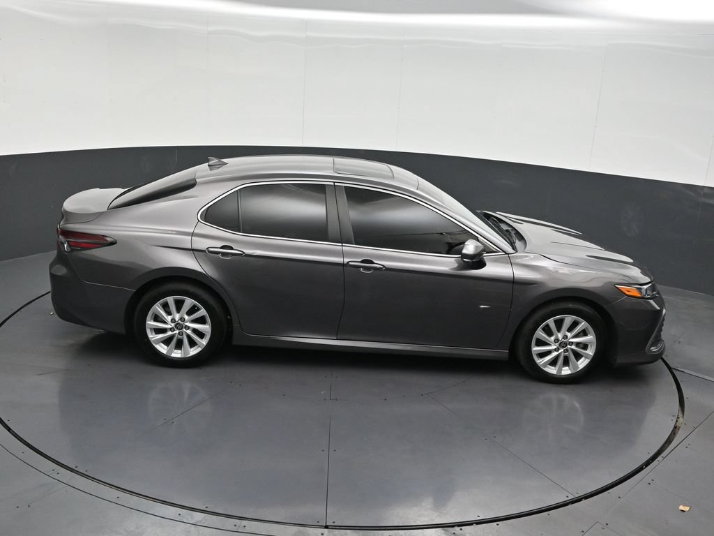 Used 2024 Toyota Camry LE w/ Convenience Package FWD image 21