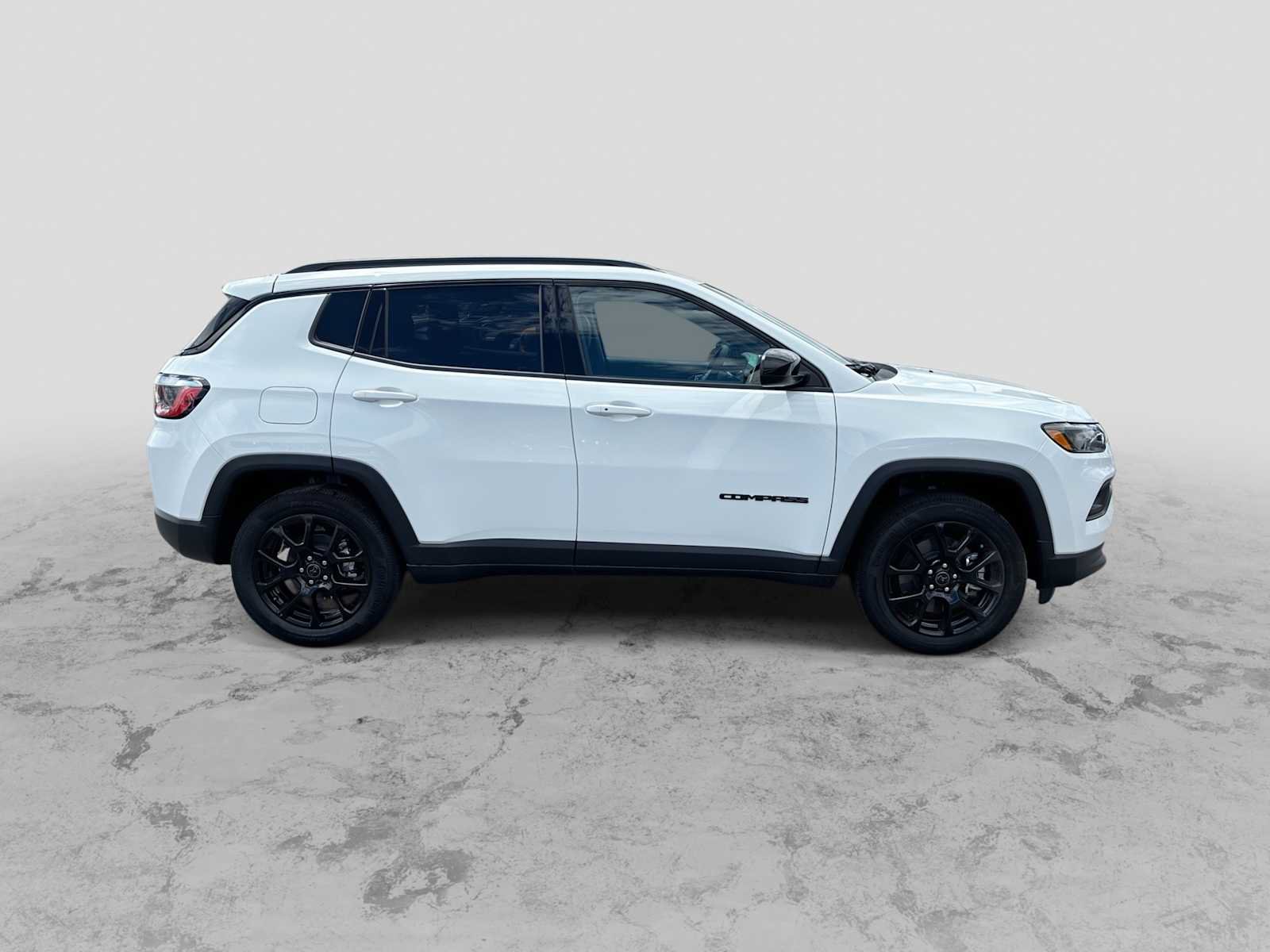 New 2026 Jeep Compass Latitude AWD/4WD image 9