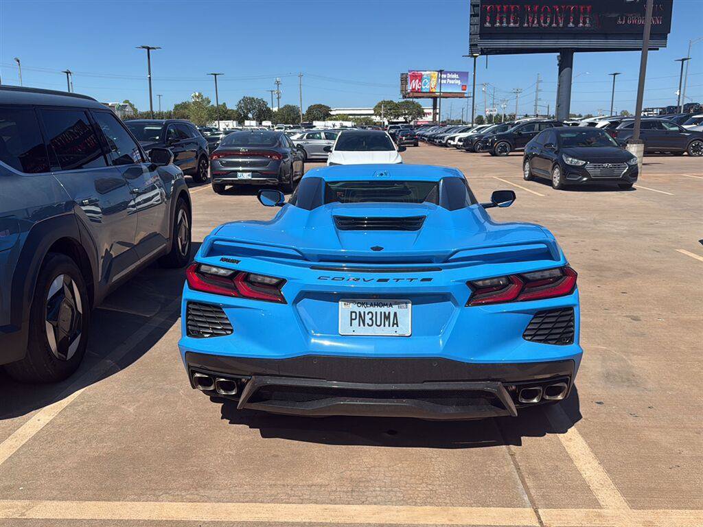 Used 2022 Chevrolet Corvette Stingray Premium Conv w/ Z51 Performance Package RWD image 10